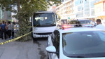Kötü koku ihbarı harekete geçirdi: Cansız bedeni minibüste bulundu