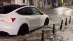 Sarı kodlu uyarı yapılmıştı: İstanbul'u sağanak vurdu yollar göle döndü