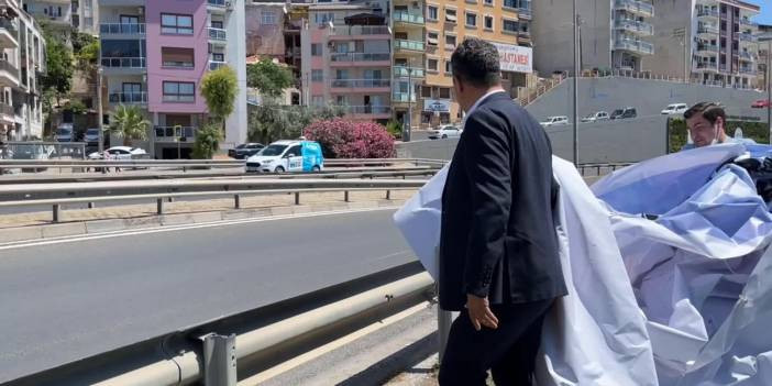 CHP'li Başarır'dan '10 bin doları hangi siyasetçi aldı?' pankartı