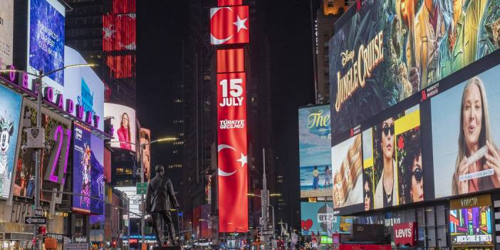 15 Temmuz, Times Meydanı&rsquo;nda