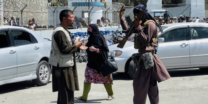 Taliban S&ouml;zc&uuml;s&uuml;: M&uuml;zik yasak, erkeksiz kadın 2 g&uuml;nden uzun yolculuk yapamayacak