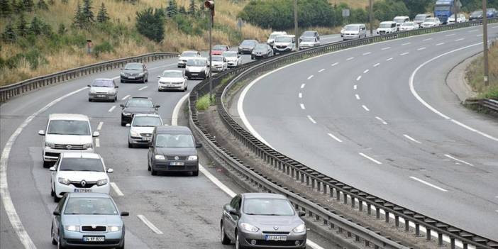 Otobanlarda hız sınırı 30 kilometre daha artıyor
