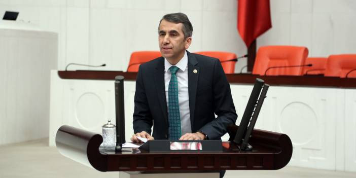 CHP'li Topal'dan sans&uuml;r yasası tepkisi: Basın mensupları yazamaz duruma gelecek