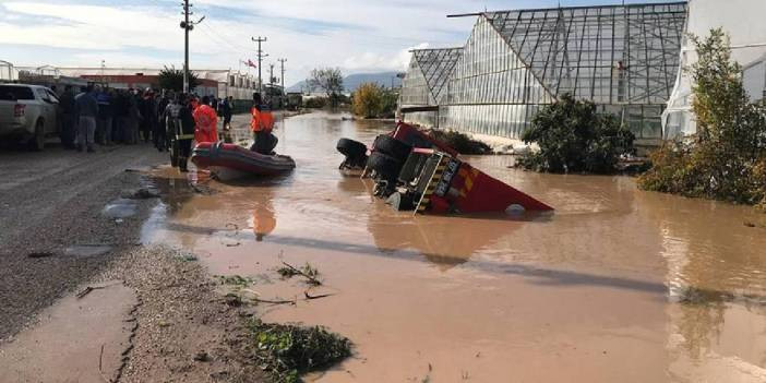 Sel felaketinde plansız kentleşme ve dere vurgusu