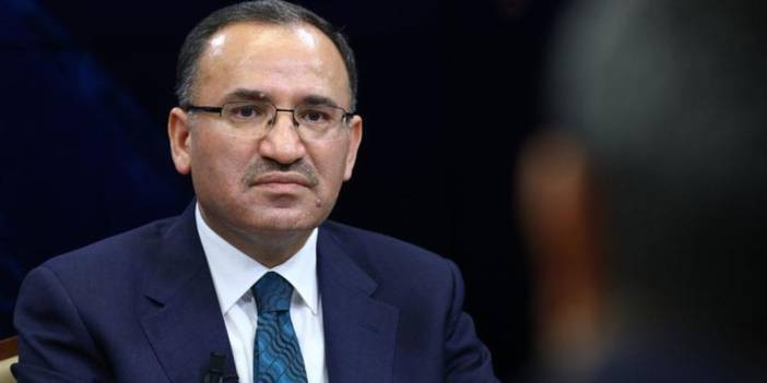 TBMM K&uuml;rs&uuml;s&uuml;nde G&uuml;len'i &Ouml;vm&uuml;şt&uuml;... Adalet Bakanı Bozdağ'ın FET&Ouml; Arşivi A&ccedil;ıldı!