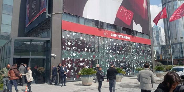 CHP İl Binası'na saldırının görüntüleri ortaya çıktı