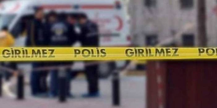 &Ccedil;ocuklarının g&ouml;z&uuml; &ouml;n&uuml;nde: &Ouml;nce karısını sonra kendisini &ouml;ld&uuml;rd&uuml;!