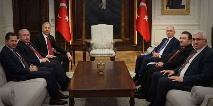 AKP'nin arka bahçesindeki kavga