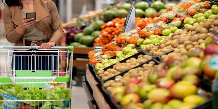 Dolar Fiyatı İçin Korkutan Tahmin. Dar Alanda Kısa Paslaşma Acizliği