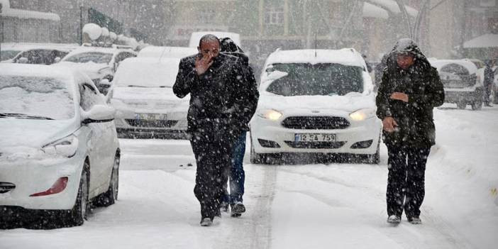Hafta Sonu Hava Nasıl Olacak? Meteorolojiden 26 Kente 'Sarı' ve 'Turuncu' Alarm! İşte O İller!
