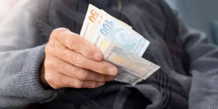 Emekliye Ek Zam Resmi Gazetede Yayımlandı! Maaş Farkları Ne Zaman Hesaplara Yatacak?