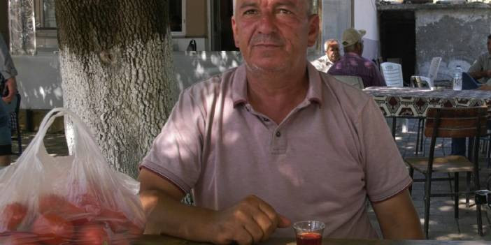 Çiftçinin hali perişan! Beş kilo domates bir bardak çay ediyor