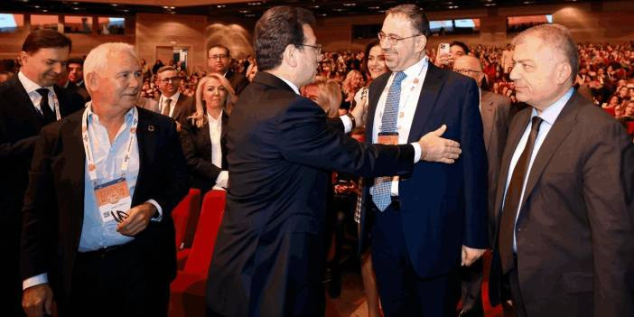Ekrem İmamoğlu Prof. Daron Acemoğlu ile bir araya geldi
