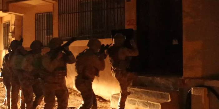 6 İlde ter&ouml;r operasyonu: 7 g&ouml;zaltı