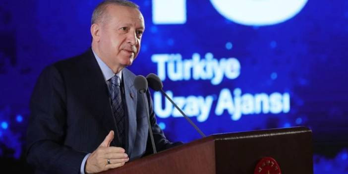 The Economist: Erdoğan uzaya baksa da mühendisler ceplerine bakıyor
