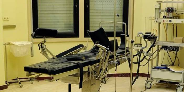 Sahte k&uuml;rtajn &ccedil;etesi &ccedil;&ouml;kertildi! Doktor tutuklandı