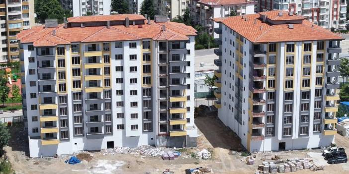 Mehmet Şimşek ayarladı Murat Kurum kullanacak: Bitmeyen deprem konutlarına yeni finansman