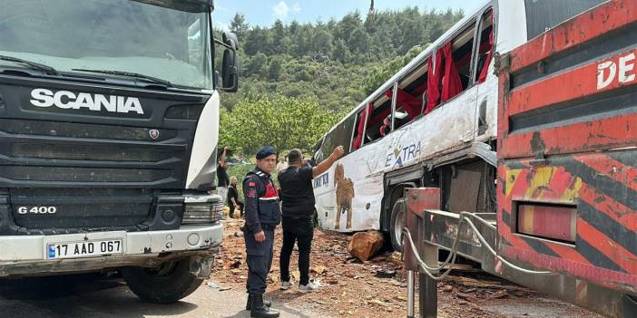 8 kişinin &ouml;ld&uuml;ğ&uuml; katliamın raporu &ccedil;ıktı