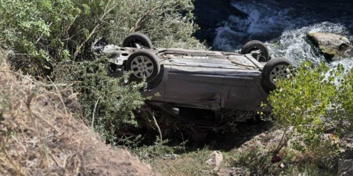 Tunceli’de otomobil şarampole devrildi: 3 yaralı