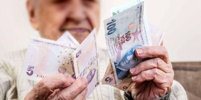 Emekli maaşına zammı 3 ay önceden açıkladı: Şartları tek tek sıraladı