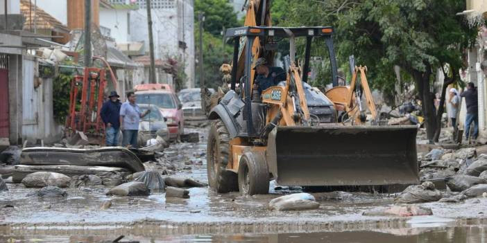Meksika'da 'yağışlar' can almaya devam ediyor: &Ouml;l&uuml; sayısı 72'ye y&uuml;kseldi