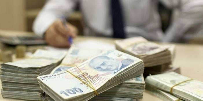 SGK başvurana binlerce lirayı iade ediyor: Çalışan gibi emekli de alabiliyor