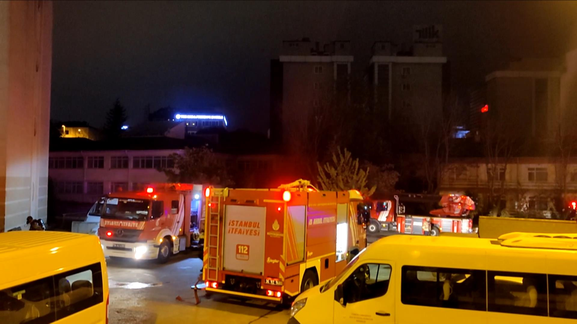 istanbul-maltepe-huzurevinde-yangin-649063-192287.jpg